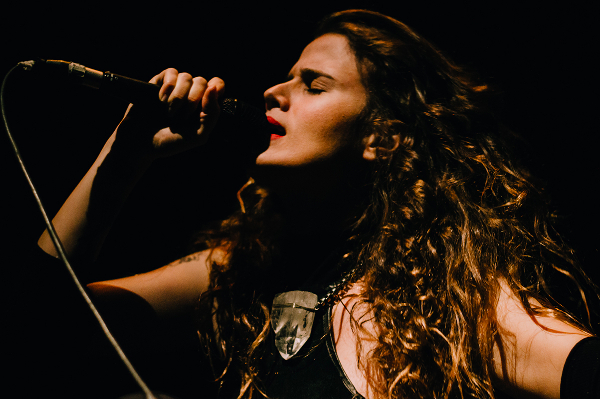 A liberdade da cantora Ana Cañas