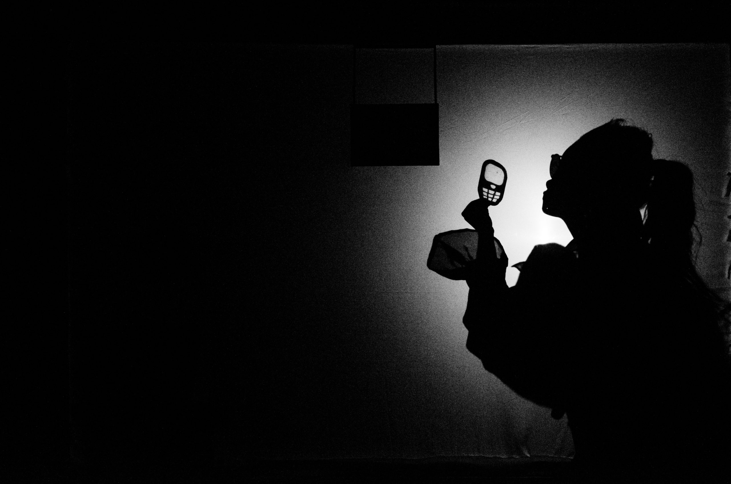Cia. Histriônica apresenta “AsSombrasSão” na Campanha de Popularização do Teatro