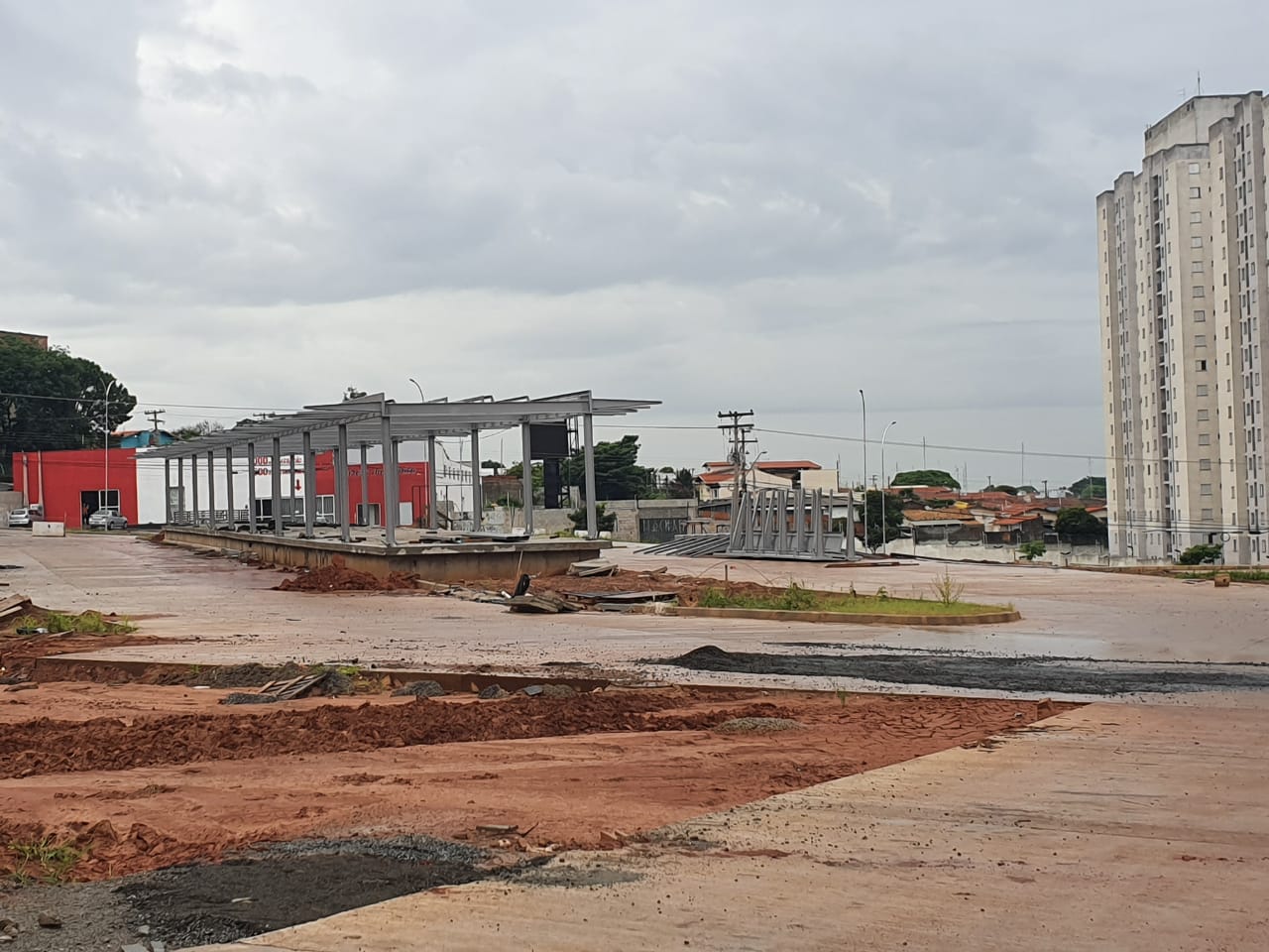 Obras do BRT avançam na John Boyd Dunlop