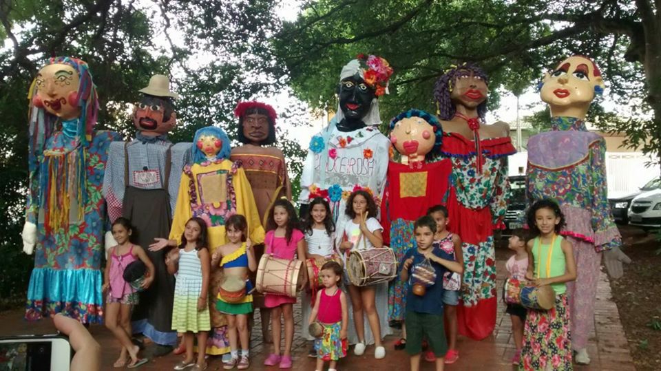 Bloco As Caixeirosas promove ensaios abertos