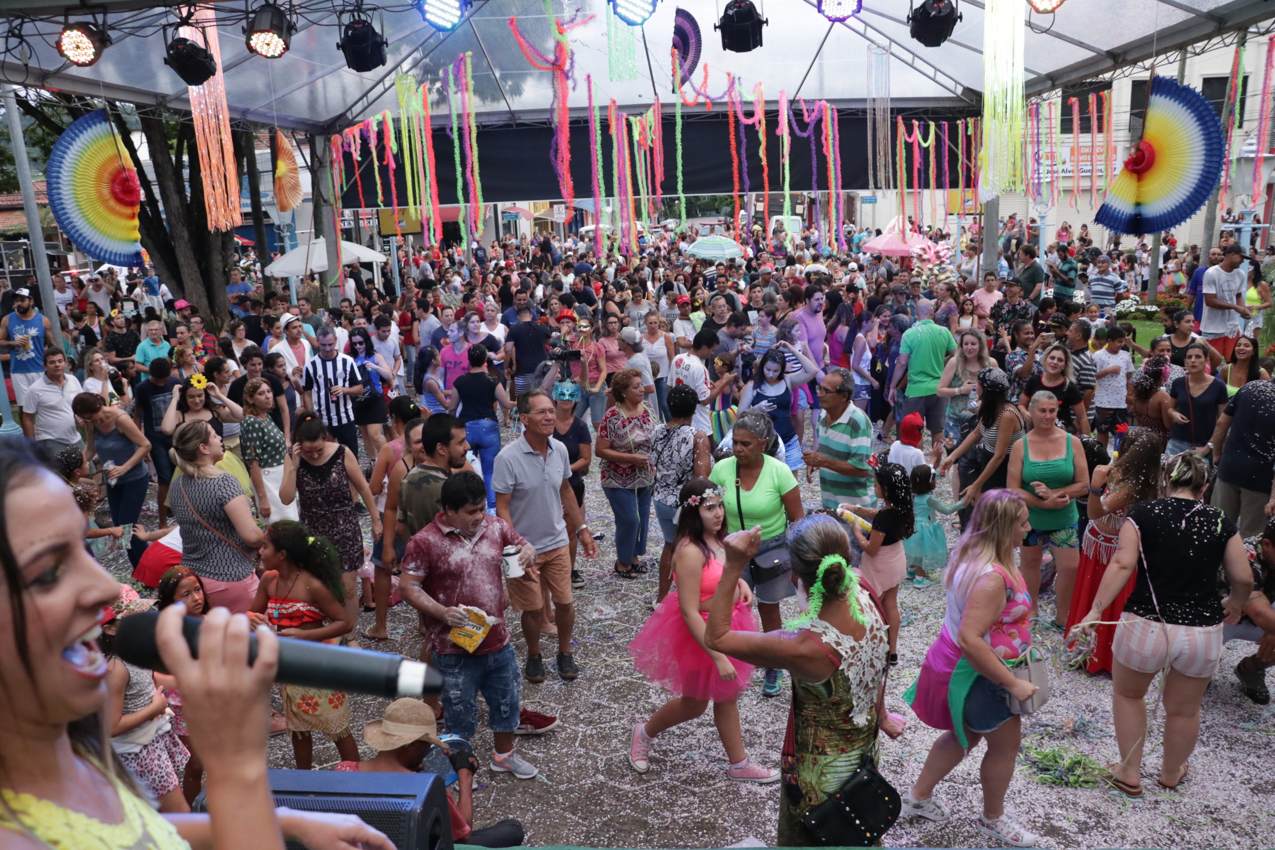 Carnaval: Confira a programação deste domingo nas cidades do Circuíto das Águas