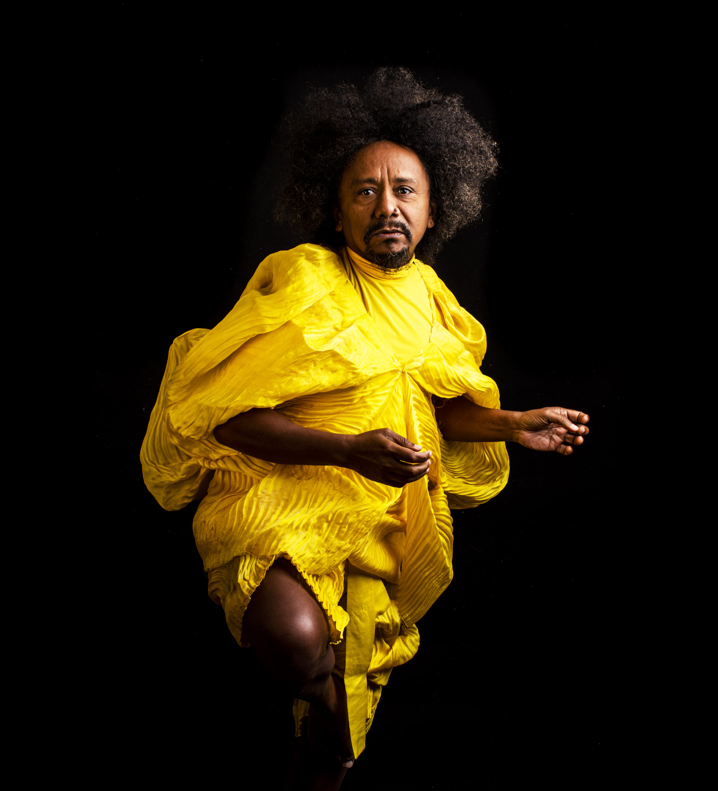 Chico César faz show inédito na Estação Cultura