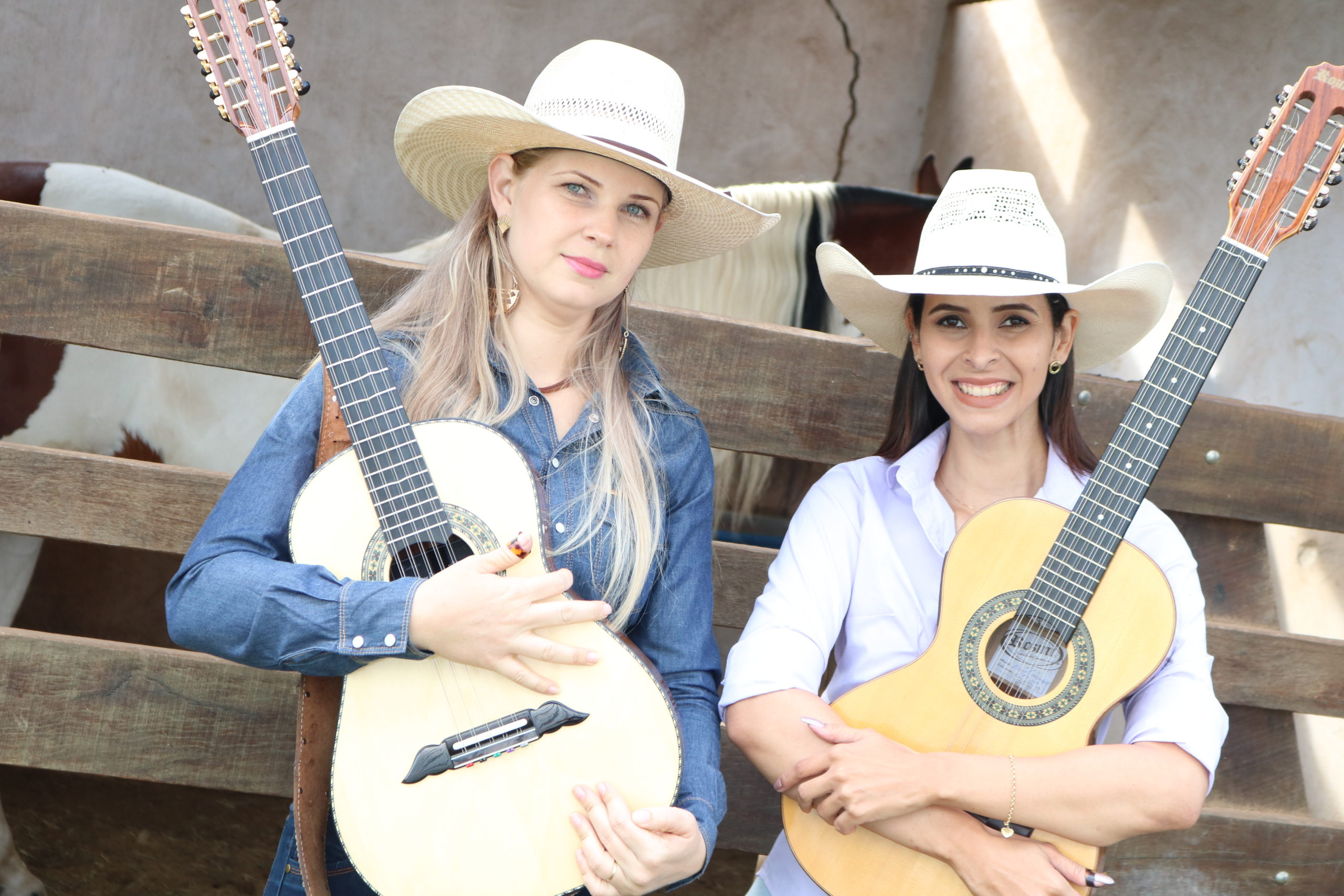 Projeto Acorda Viola recebe a dupla Rosa Branca e Flor Morena