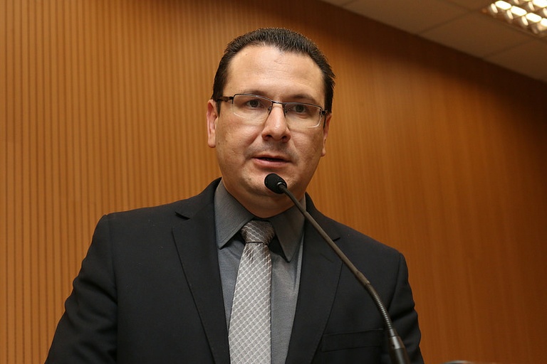 Rafa Zimbaldi recebe apoio do Podemos