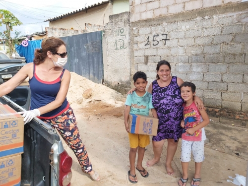 Padre Haroldo pede doações na pandemia
