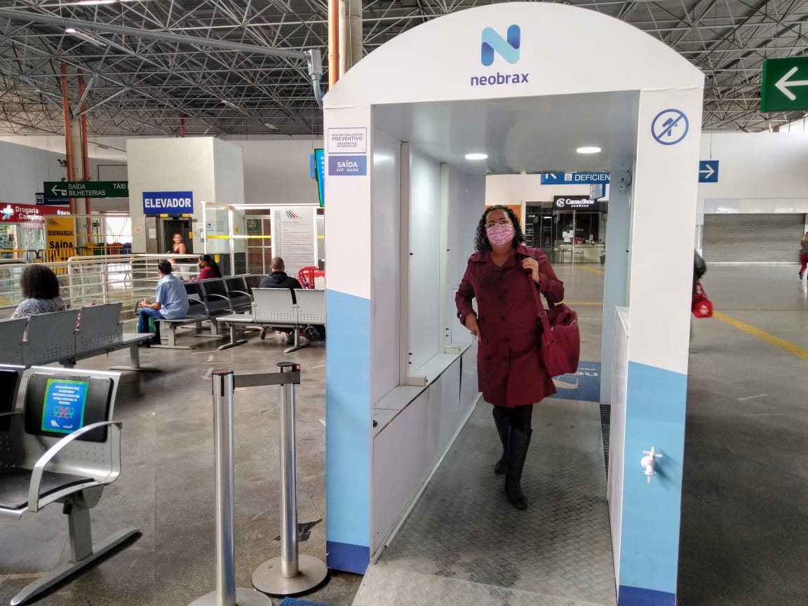 Rodoviária tem túnel neutralizador contra coronavírus