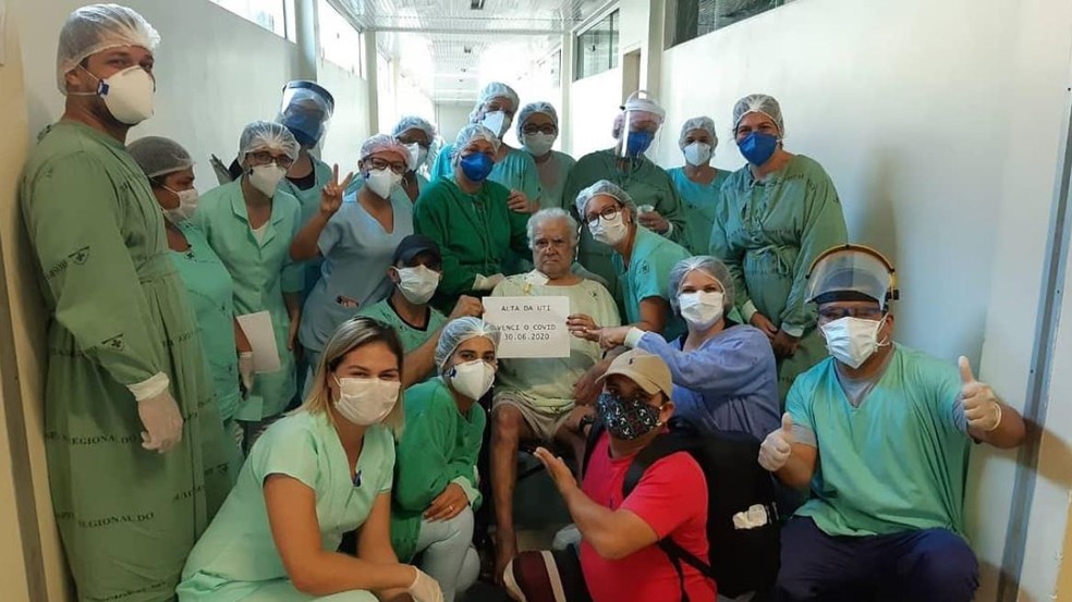 A Boa Notícia: idoso de 100 anos deixa UTI no Acre