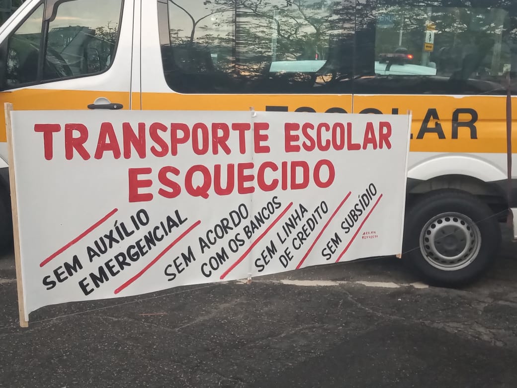 Motoristas do transporte escolar ficam sem renda