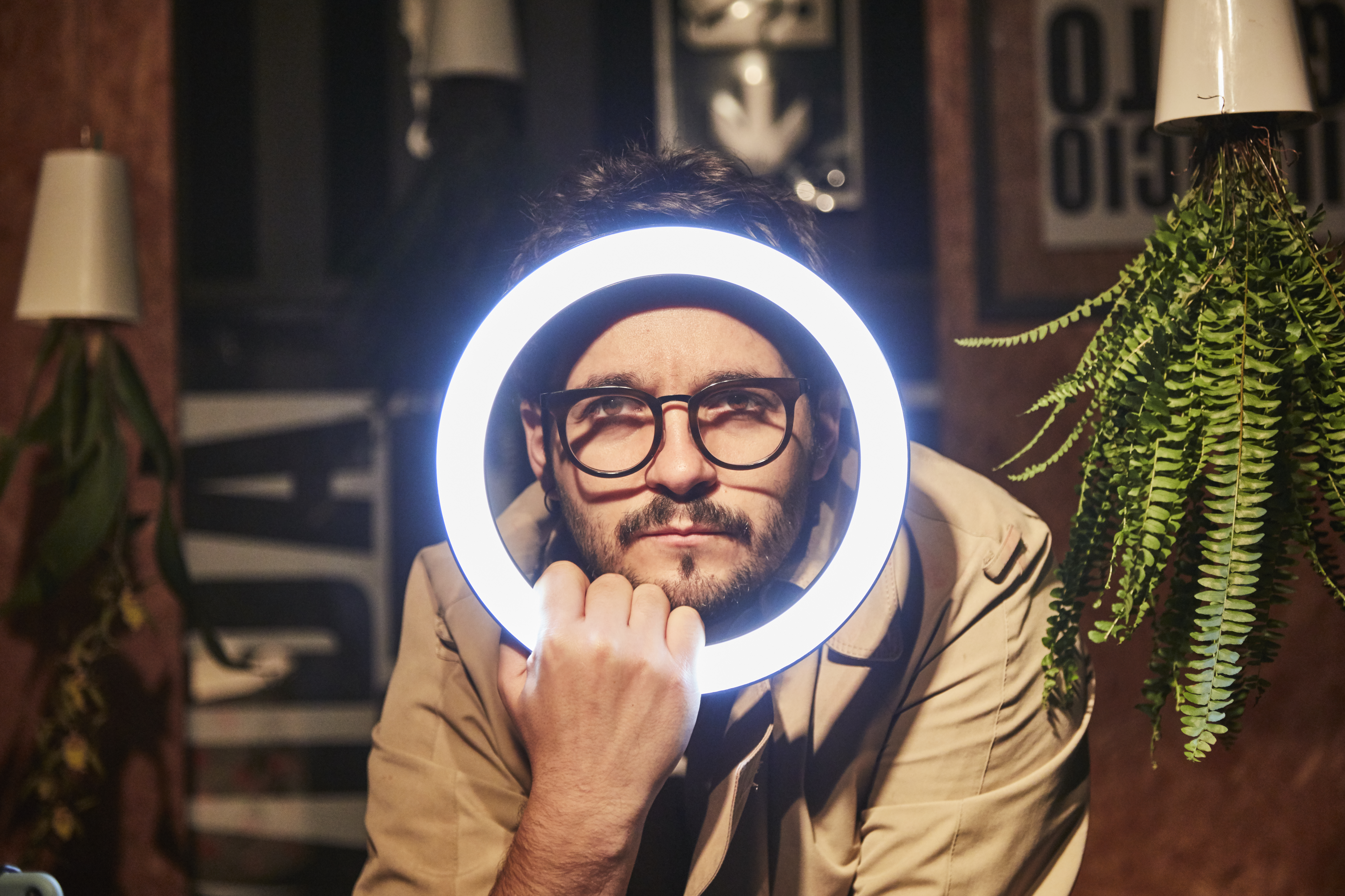 Cia. Mungunzá apresenta episódio do “Poema Em Queda-Live”