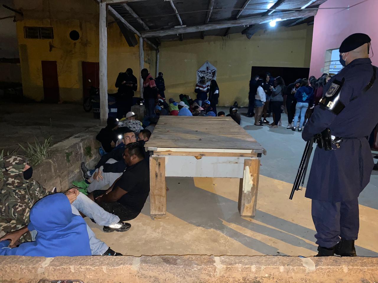 Guarda Municipal impede festa com 60 pessoas
