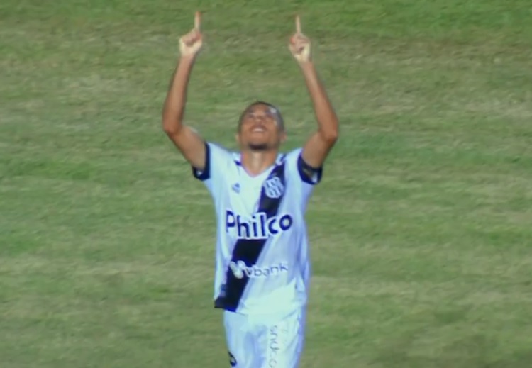 Ponte vence e sobe para a vice-liderança
