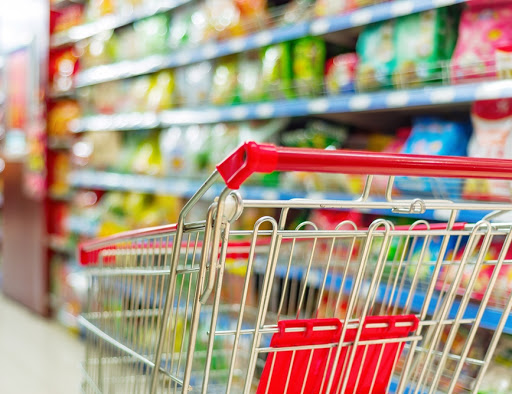 Novos hábitos derrubam lucro de supermercados