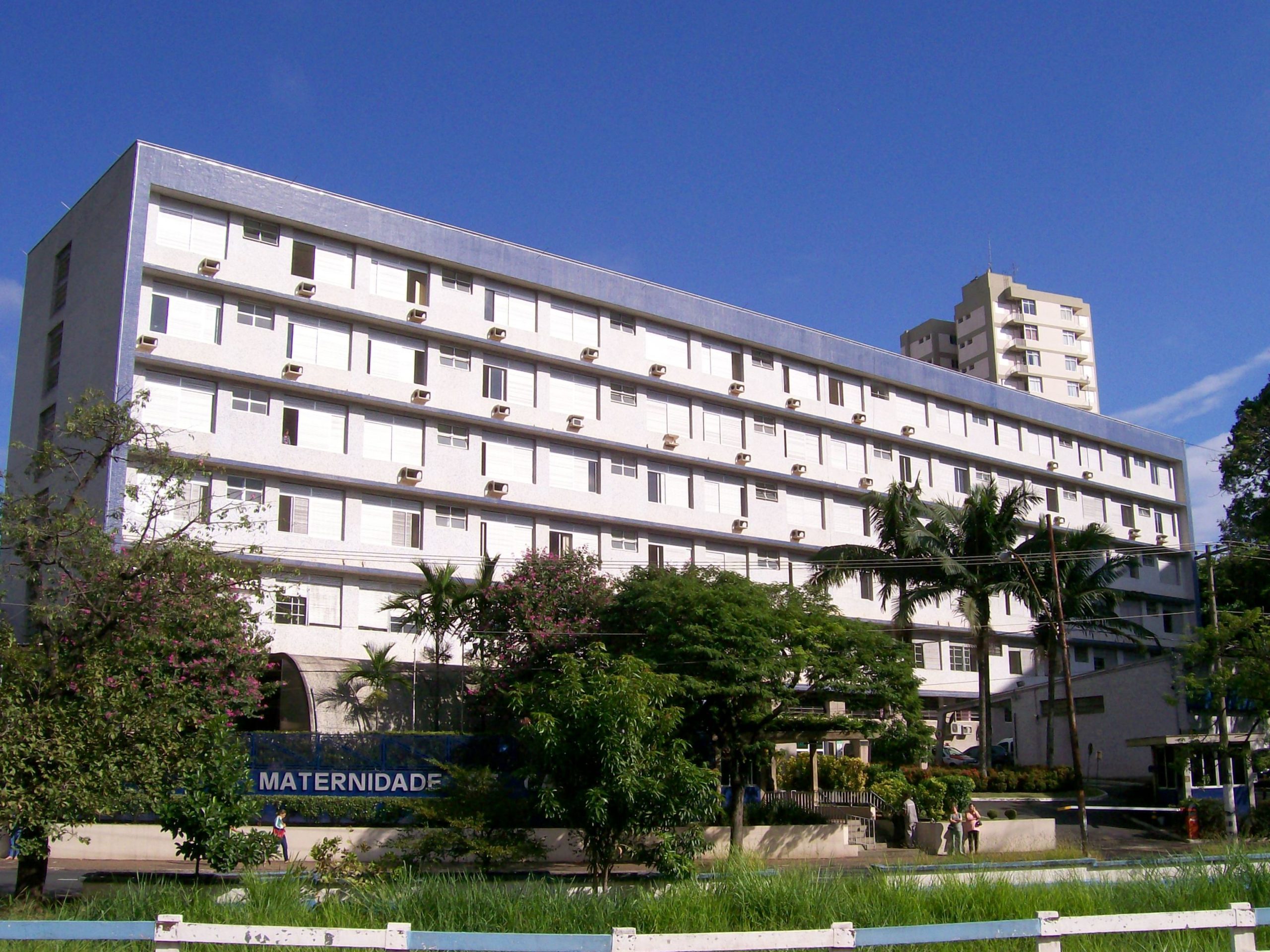 Prefeitura e Maternidade buscam solução para liberar leitos de UTI Neonatal