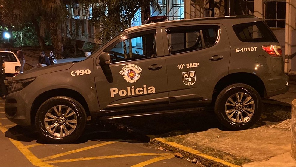 Oficial das forças armadas é preso acusado de agredir o pai