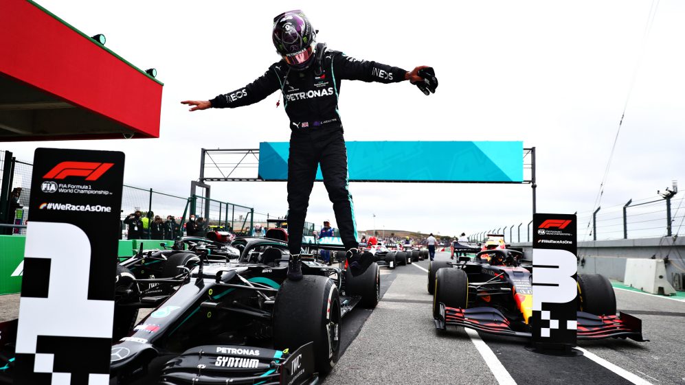 Hamilton se torna o maior vencedor da história da F1