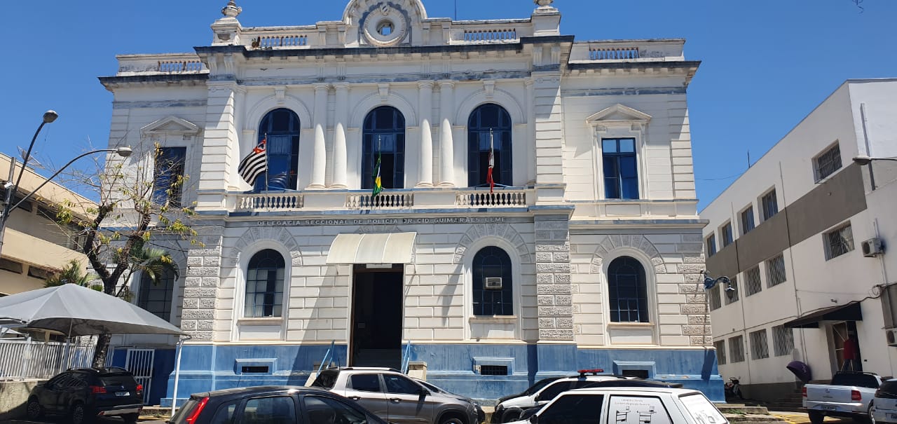 Perseguição policial acaba em capotamento na D. Pedro, em Campinas