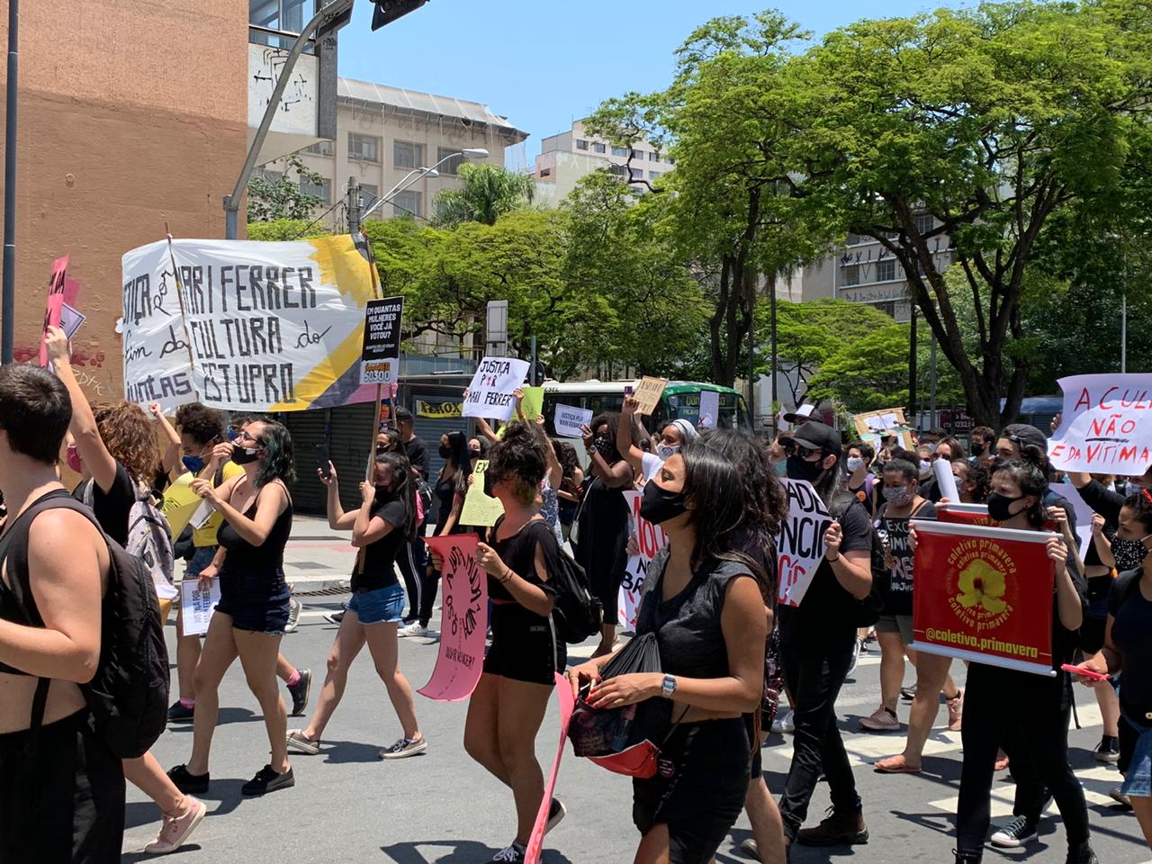 Campinas tem manifestação contra estupro