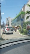 Manifestantes fazem ato no Carrefour da Norte-Sul