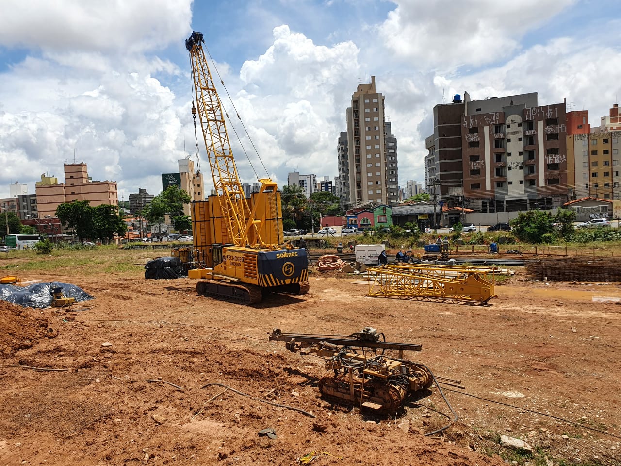 Após 10 anos, começam obras no terreno da antiga rodoviária
