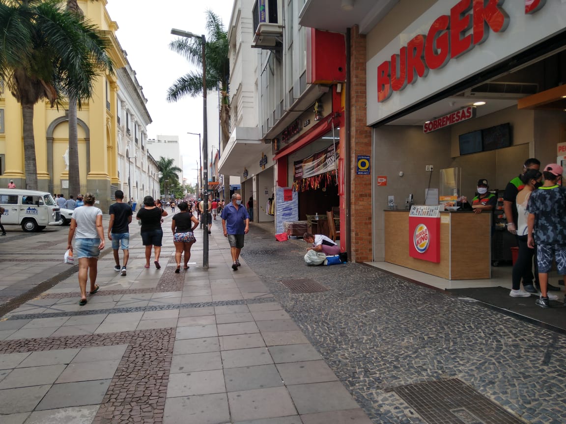 Com menos feriados, impacto no faturamento do Comércio da RMC será menor em 2022