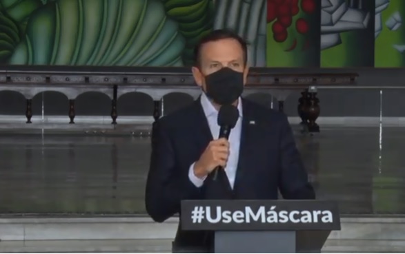 Doria rebate críticas e quer vacina em janeiro