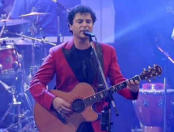 A contribuição de Roberto Frejat ao som do Barão Vermelho