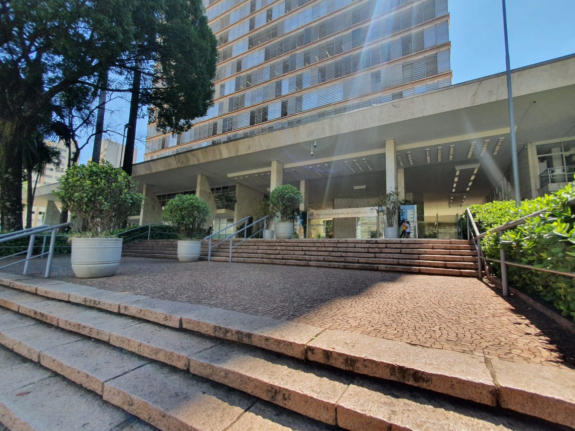 Prefeitura convocará 21 aprovados em concursos