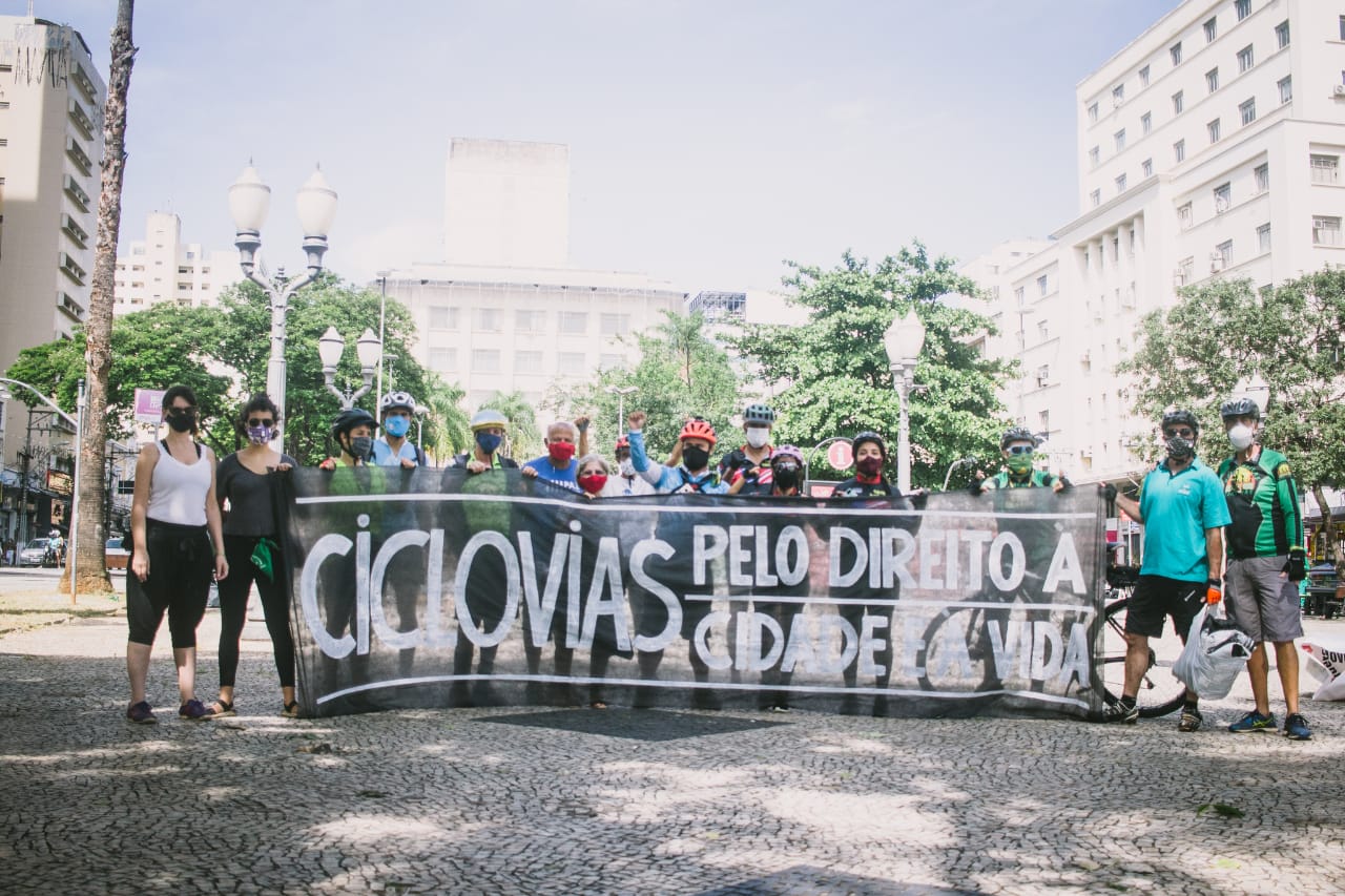 Ciclistas cobram ampliação de ciclovias