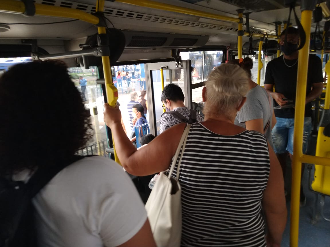EMTU libera recarga de cartões para estudantes
