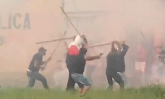 Torcedores de Santos e São Paulo entram em confronto em Campinas – veja o vídeo