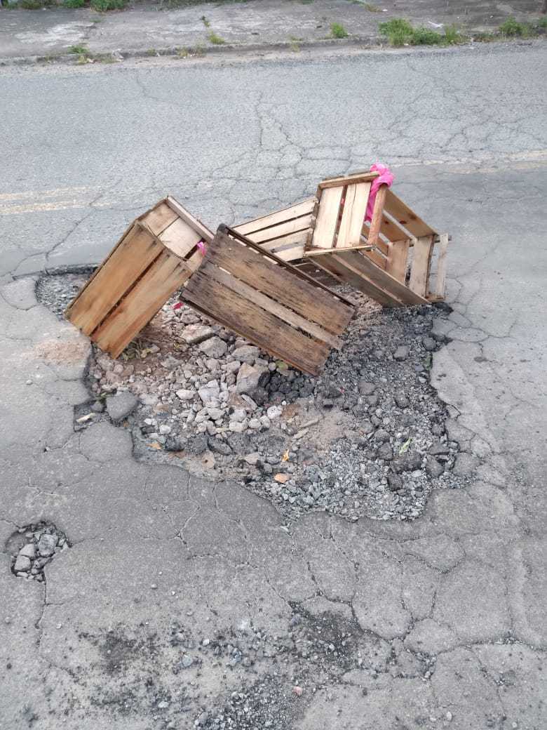 Buracos causam transtornos em Campinas