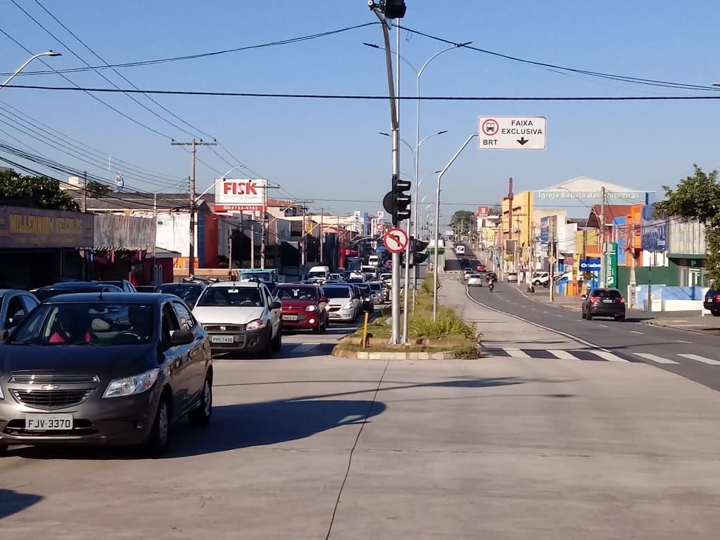 Faixa exclusiva é desafio para transporte público de Campinas
