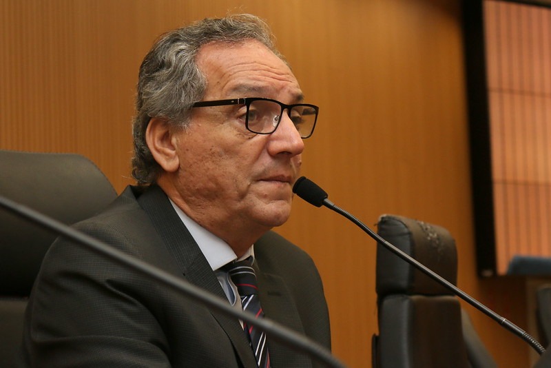 Luiz Rossini (PV) será o líder do governo na Câmara