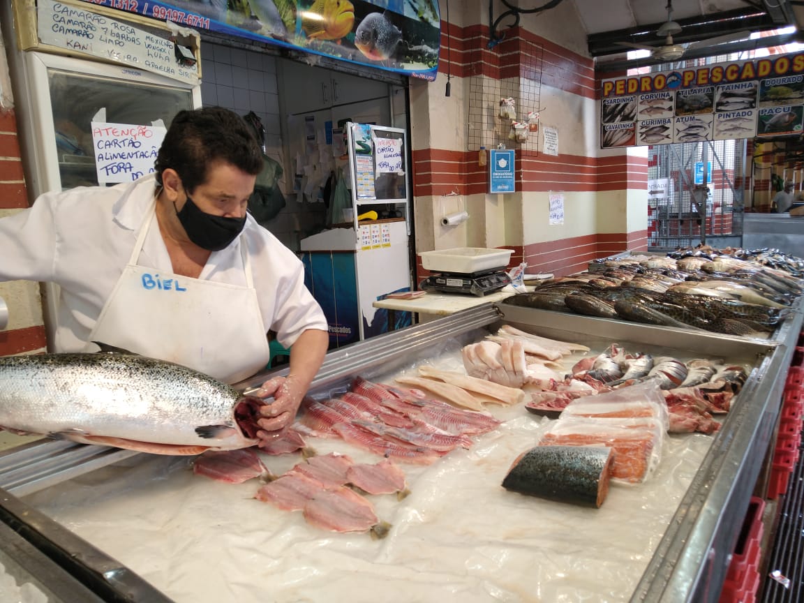 Expectativa por venda de peixes na quaresma é grande em Campinas