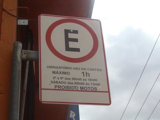 Campinas suspende cobrança da Zona Azul