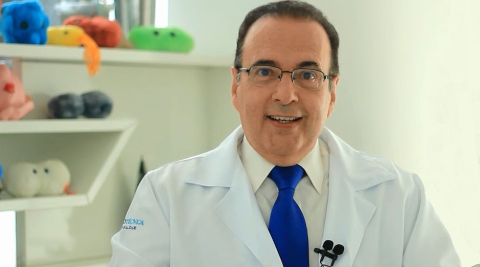 Dr. Bactéria dá dicas de combate ao coronavírus