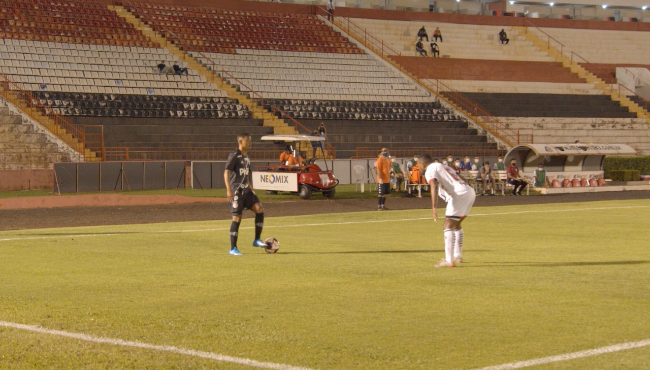 Guarani empata e Ponte vence pelo Paulistão