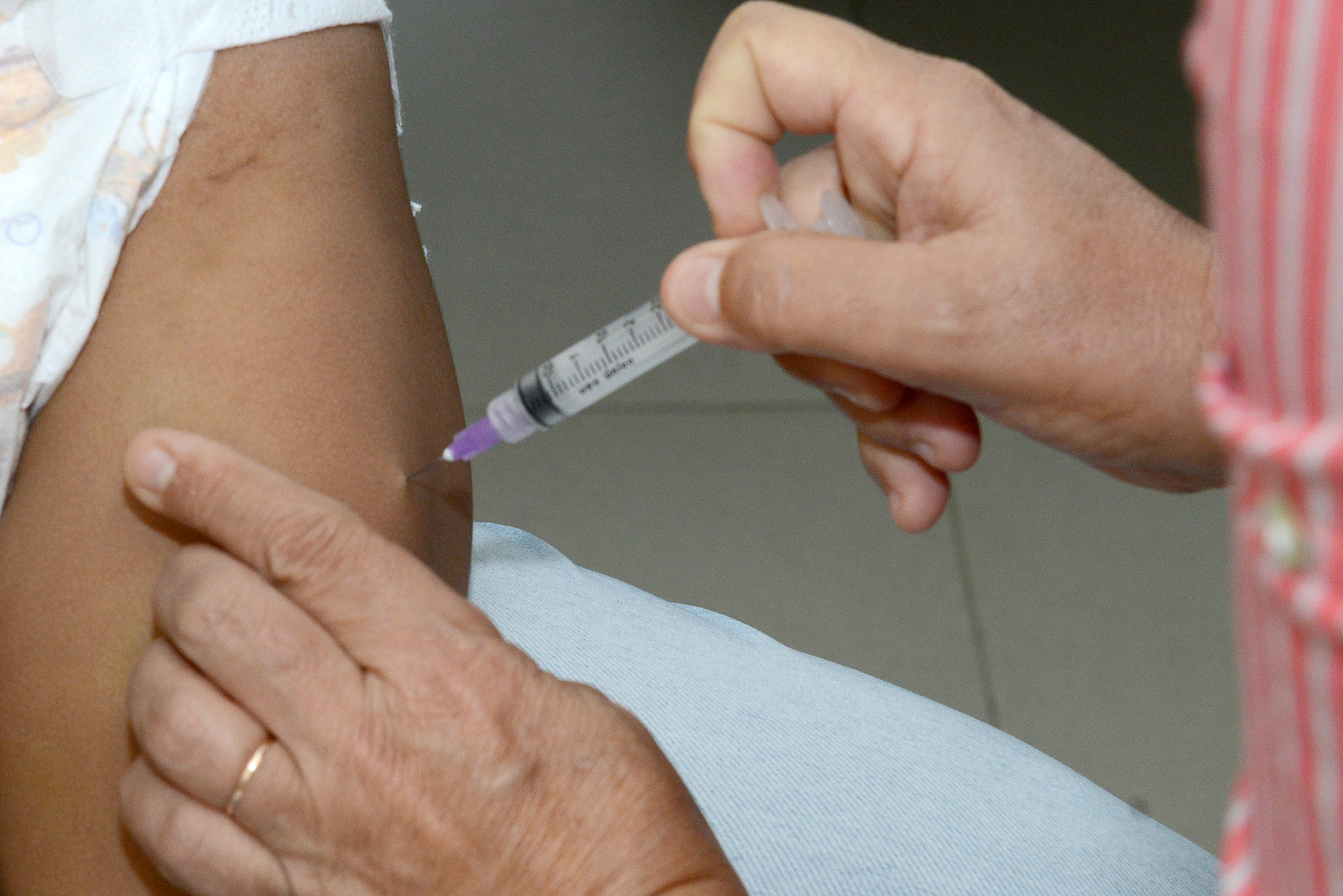 Em duas semanas, Campinas vacina 57 mil contra a gripe