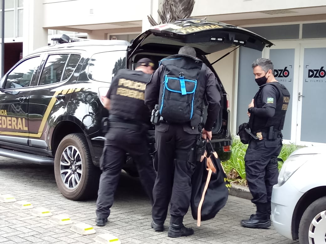 PF cumpre mandados em operação contra crimes financeiros