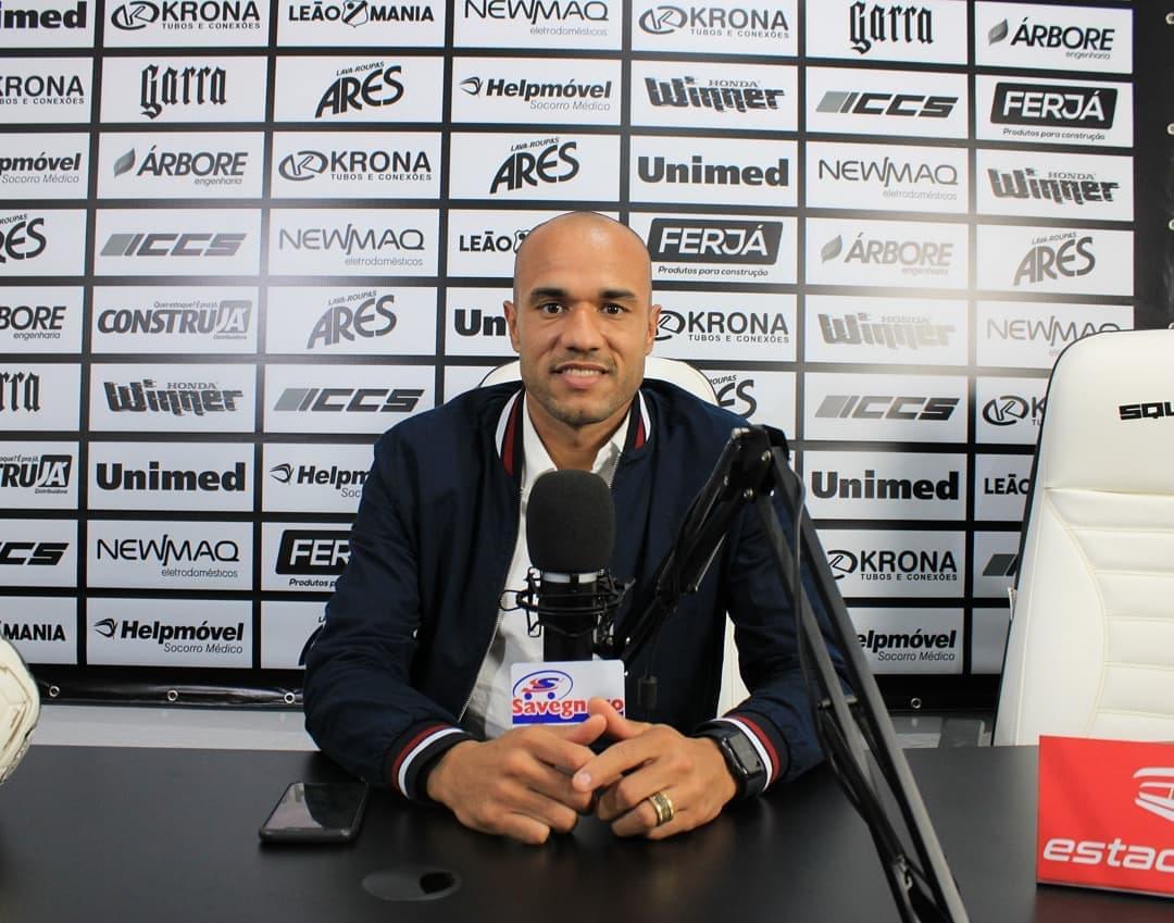 Roger, ex-Ponte, estreia como técnico da Inter de Limeira