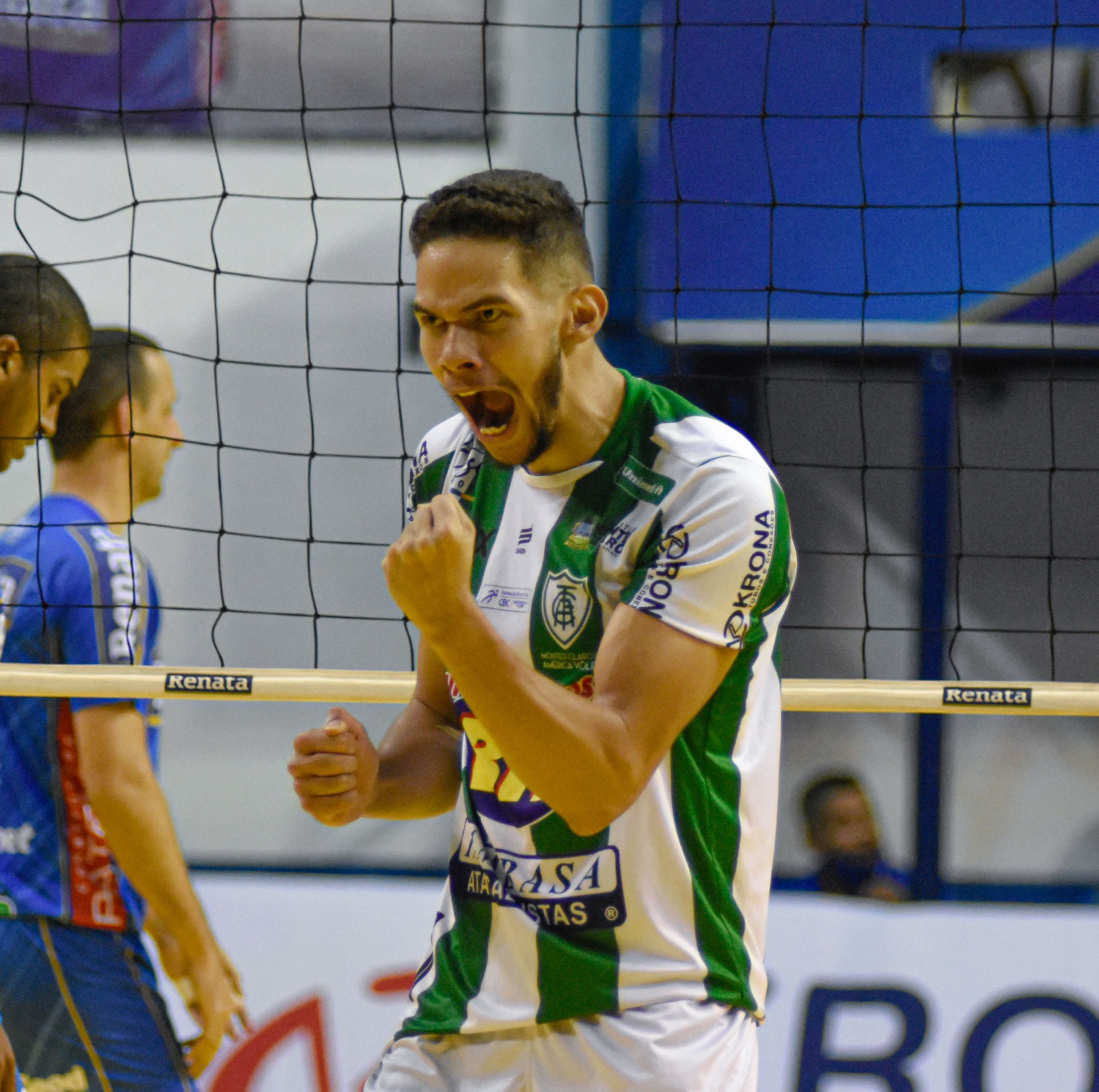 Vôlei Renata conclui montagem de elenco