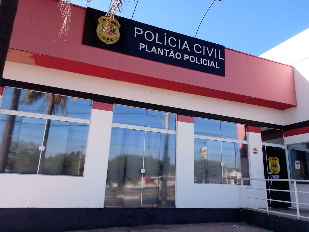 Homem é baleado após tentar pegar arma de PM em Campinas