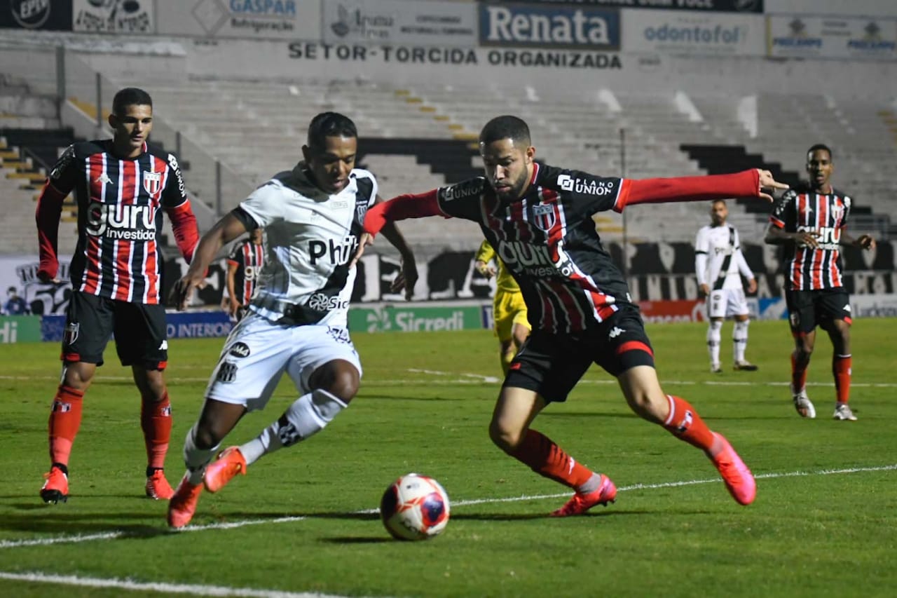 Ponte vence Botafogo nos pênaltis por 14 a 13