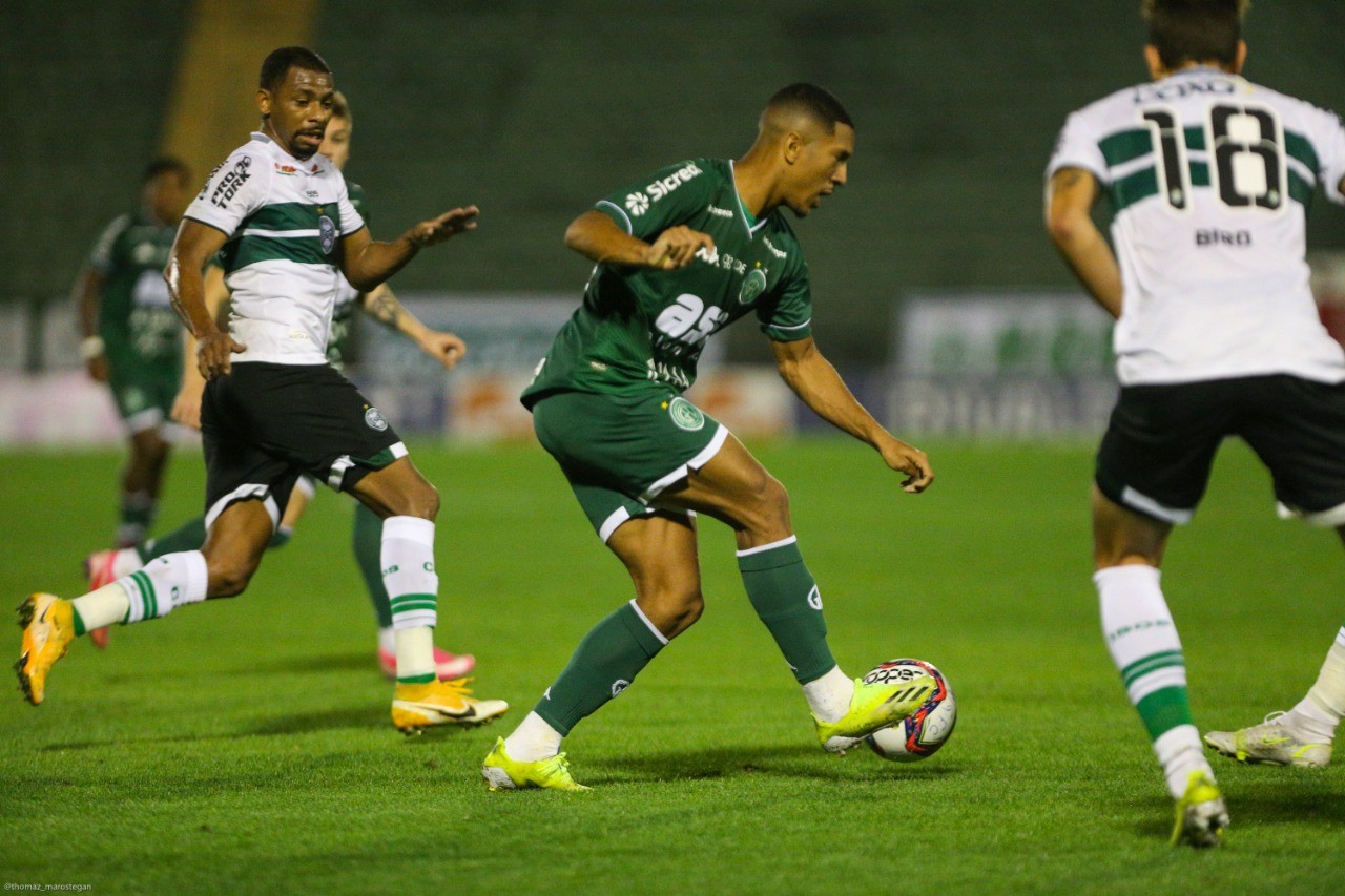 Em casa, Guarani perde para Coritiba por 2 a 0
