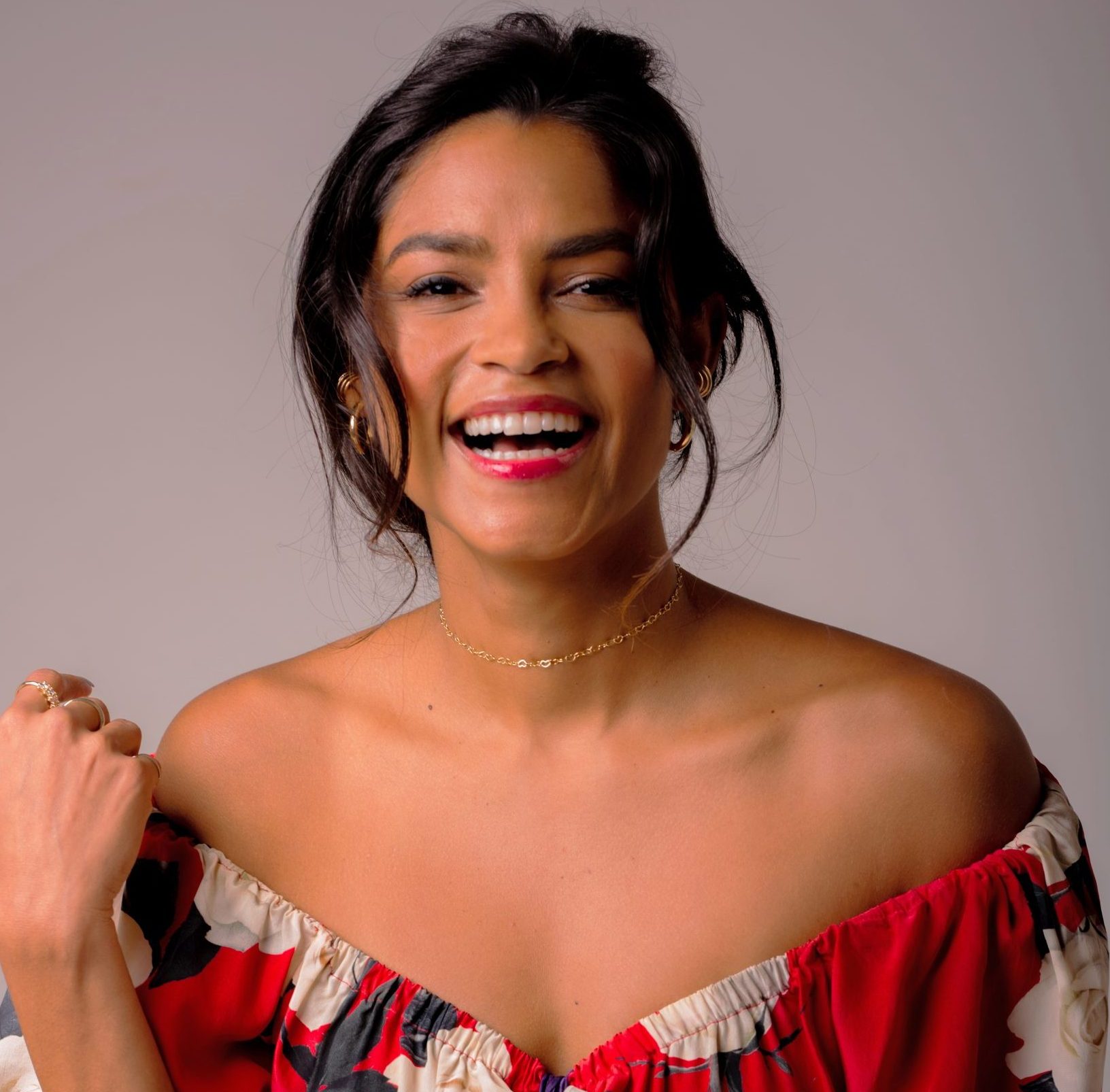 Lucy Alves: álbum da cantora reforça paixão pelo forró