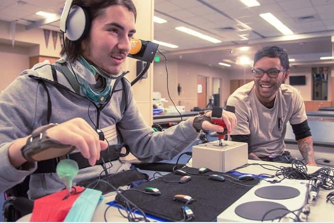 Tecnologia inclui pessoas com deficiência nos games