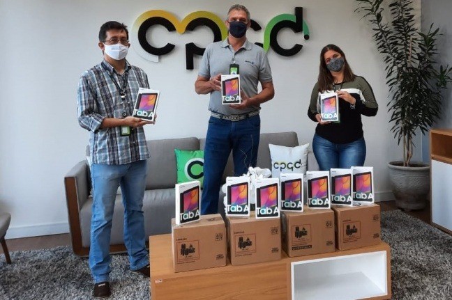 Sindicato realiza arrecadação de tablets para crianças da rede pública