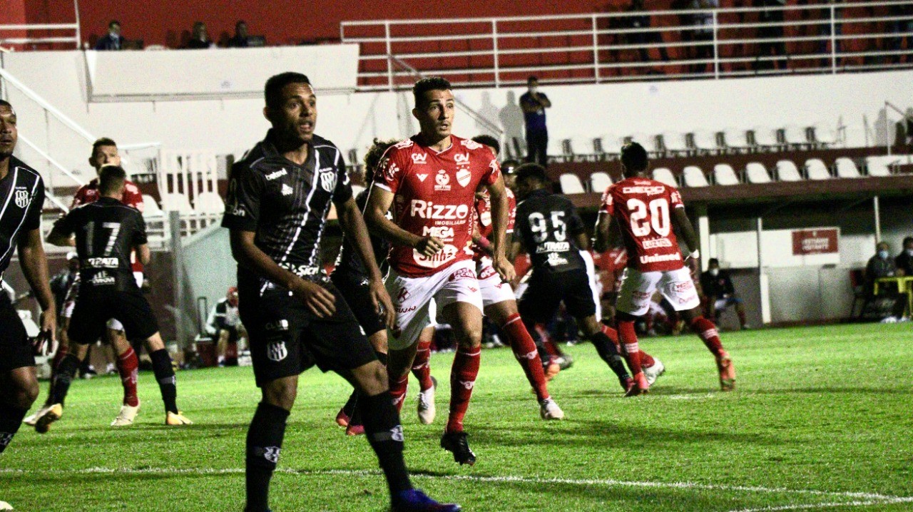CBN transmite rodada tripla de futebol neste sábado