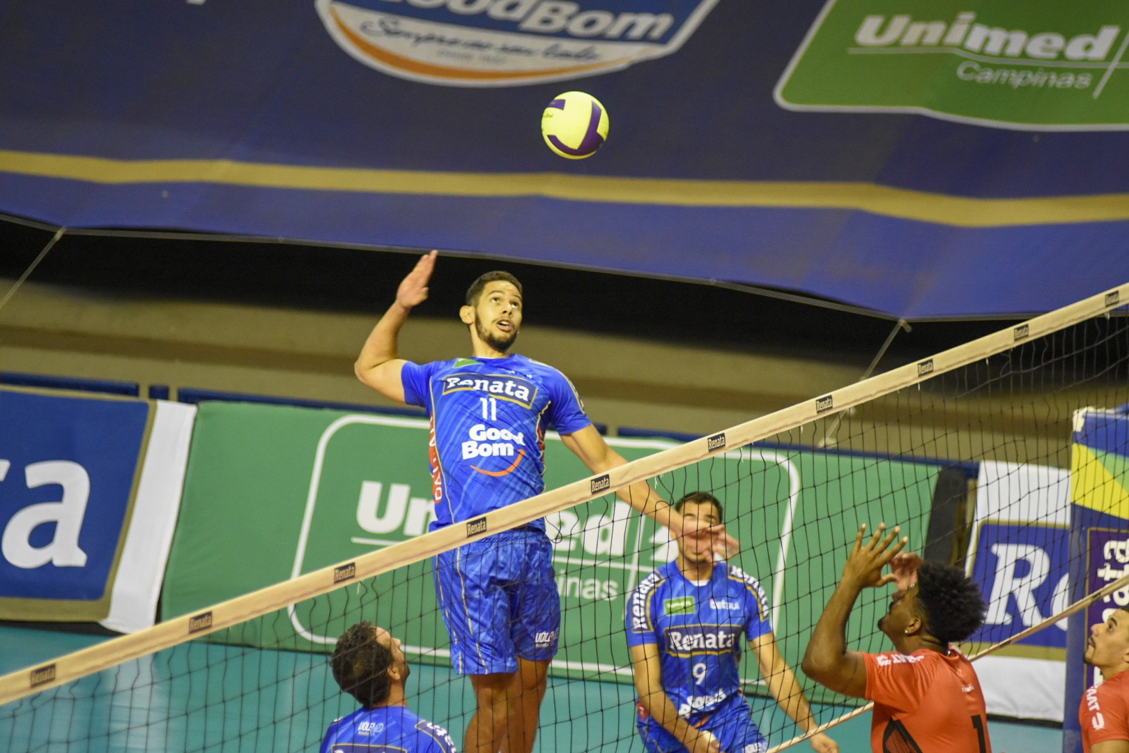 Vôlei Renata estreia com vitória no Campeonato Paulista