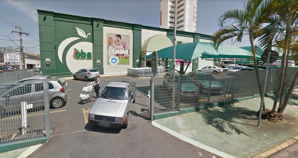 Homem alega ter sido agredido por seguranças de hortifruti